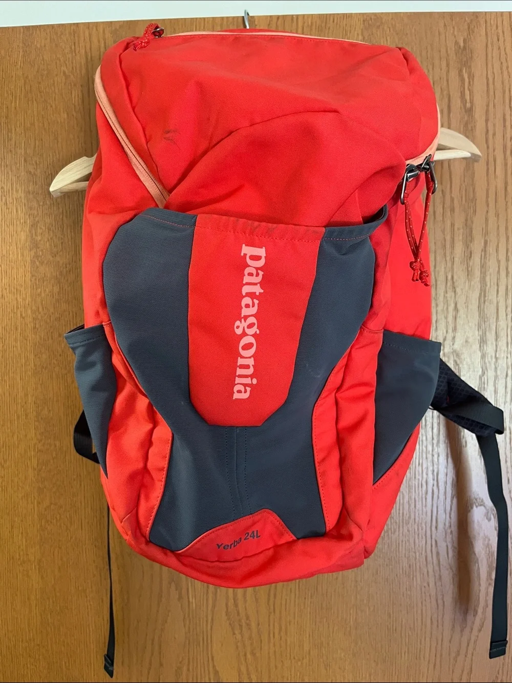 patagonia yerba 24l backpack Pack 22L The Atom Daypack from Patagonia is a 24 Patagonia Yerba 24L Backpack Blue